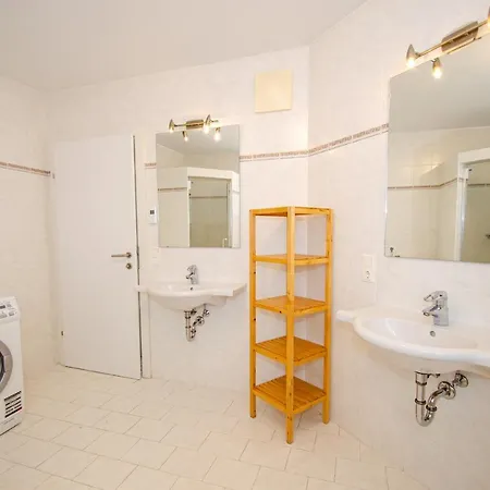 Penthouse In The Heart Of Zell Am Apartamento