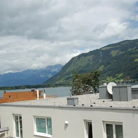 Penthouse In The Heart Of Zell Am Apartamento *